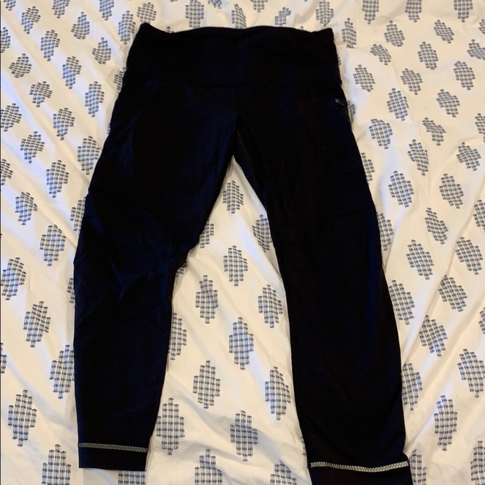 Lululemon black leggings